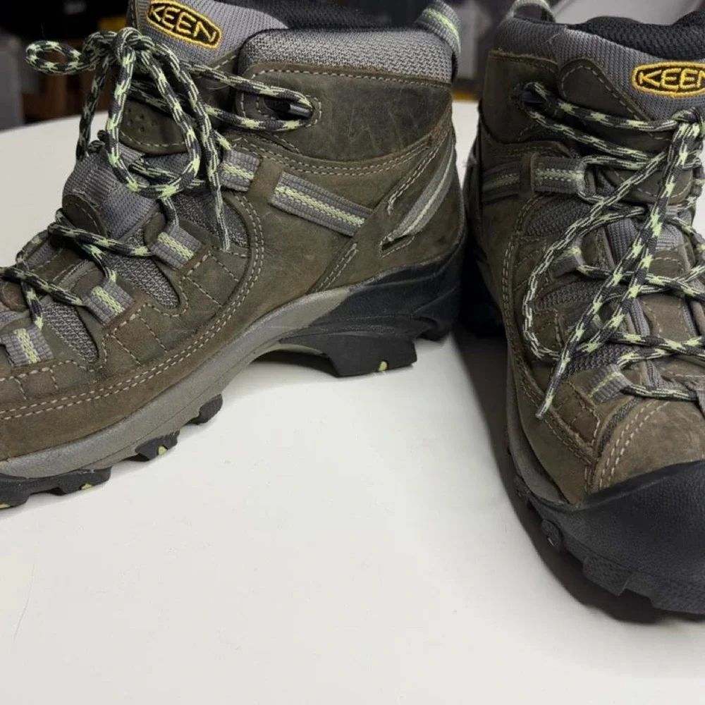 KEEN Targhee II Mid Waterproof Hiking Boots Olive Leather Trail Shoes Women's